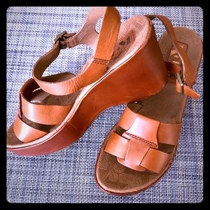 Korks Fisherman Platform Leather Wedge Sandals